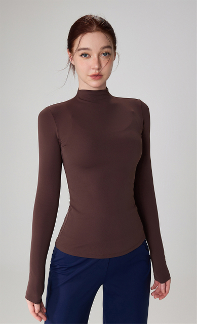  Bajo MOQ Breatable yoga top de cuello alto para mujeres con manga larga amigable para la piel